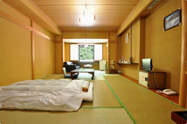 Yumoto Rakuzenso Hotel Numata  Eksteriør billede
